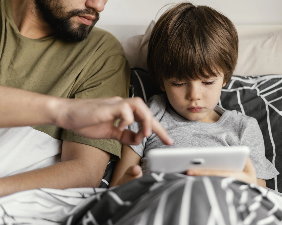 Cuando Las Caricaturas Dejan De Ser Inocentes: Cómo proteger a tus hijos del contenido que consumen