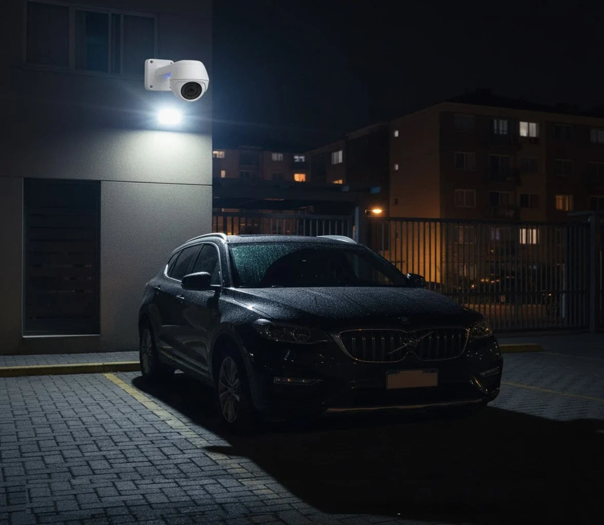 El robo de vehículos por encargo y su clonación: Sensor de movimiento y alarma GSM en la protección del patrimonio familiar