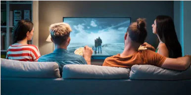 Por qué la gente prefiere ver películas en casa en Chile: comodidad, tecnología y seguridad