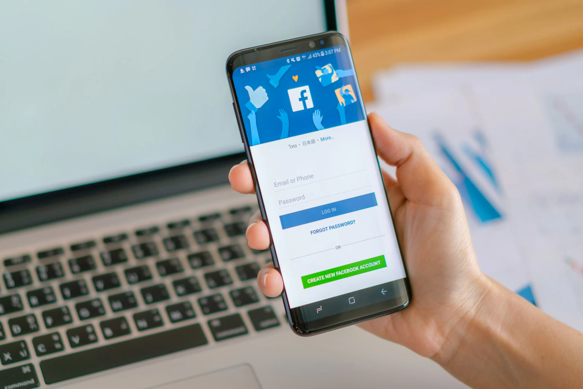 Como evitar caer en estafas comprando productos en Marketplace